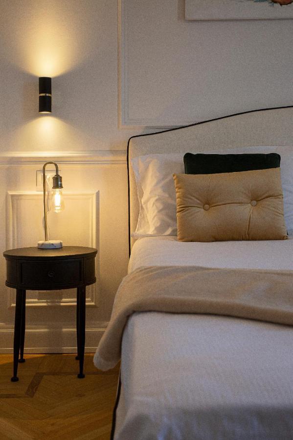 Apartamento Iris Lesa Exterior foto