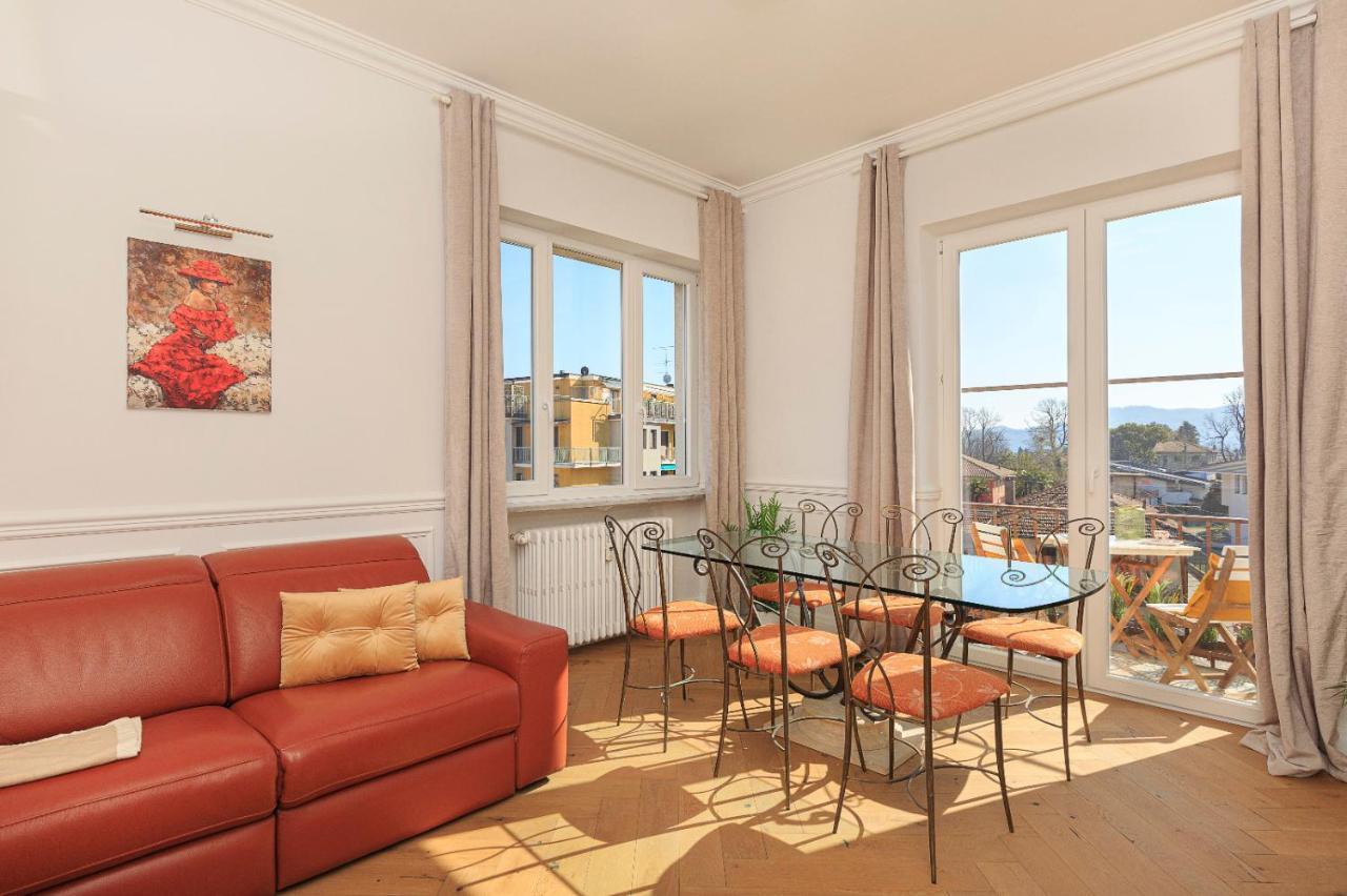 Apartamento Iris Lesa Exterior foto