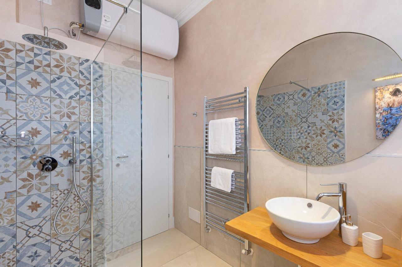 Apartamento Iris Lesa Exterior foto